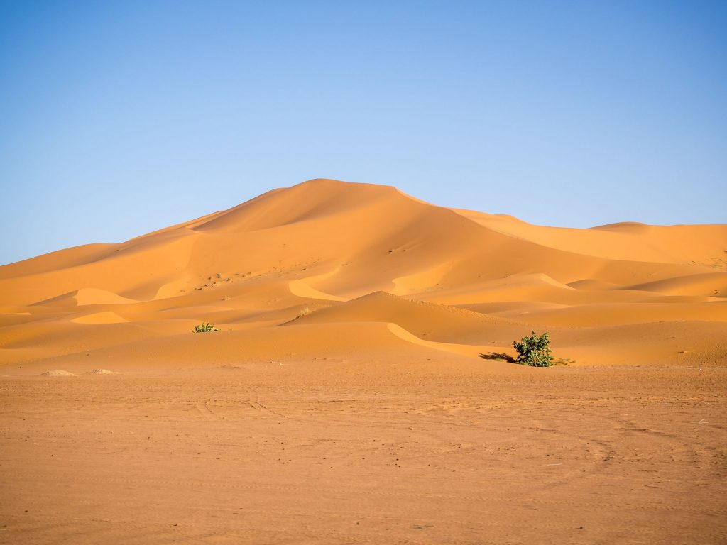 Things to do in Morocco - take a trip to the Sahara Dessert